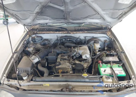 2004 Toyota Tacoma from USA, damaged, VIN 5TENL42NX4Z328917